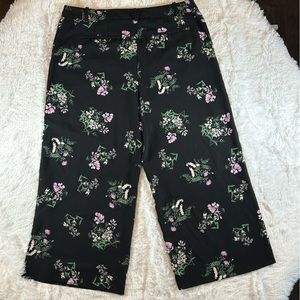 Ann Taylor Factory Store Black Floral Size 14. Wide leg.